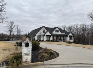906 Lake Crest Dr, Jonesboro, AR 72404