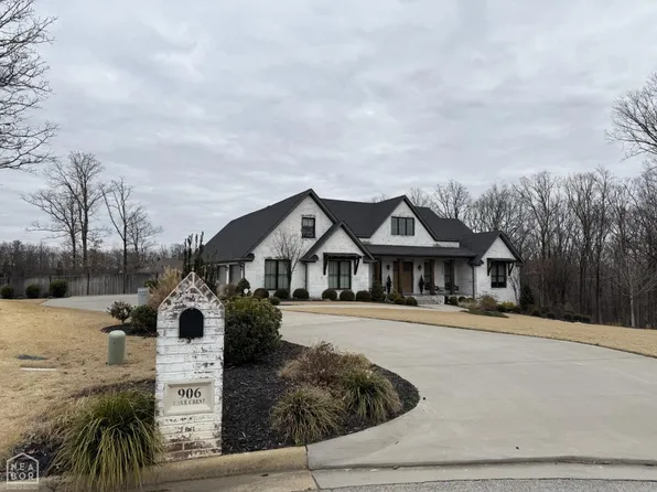906 Lake Crest Dr, Jonesboro, AR 72404