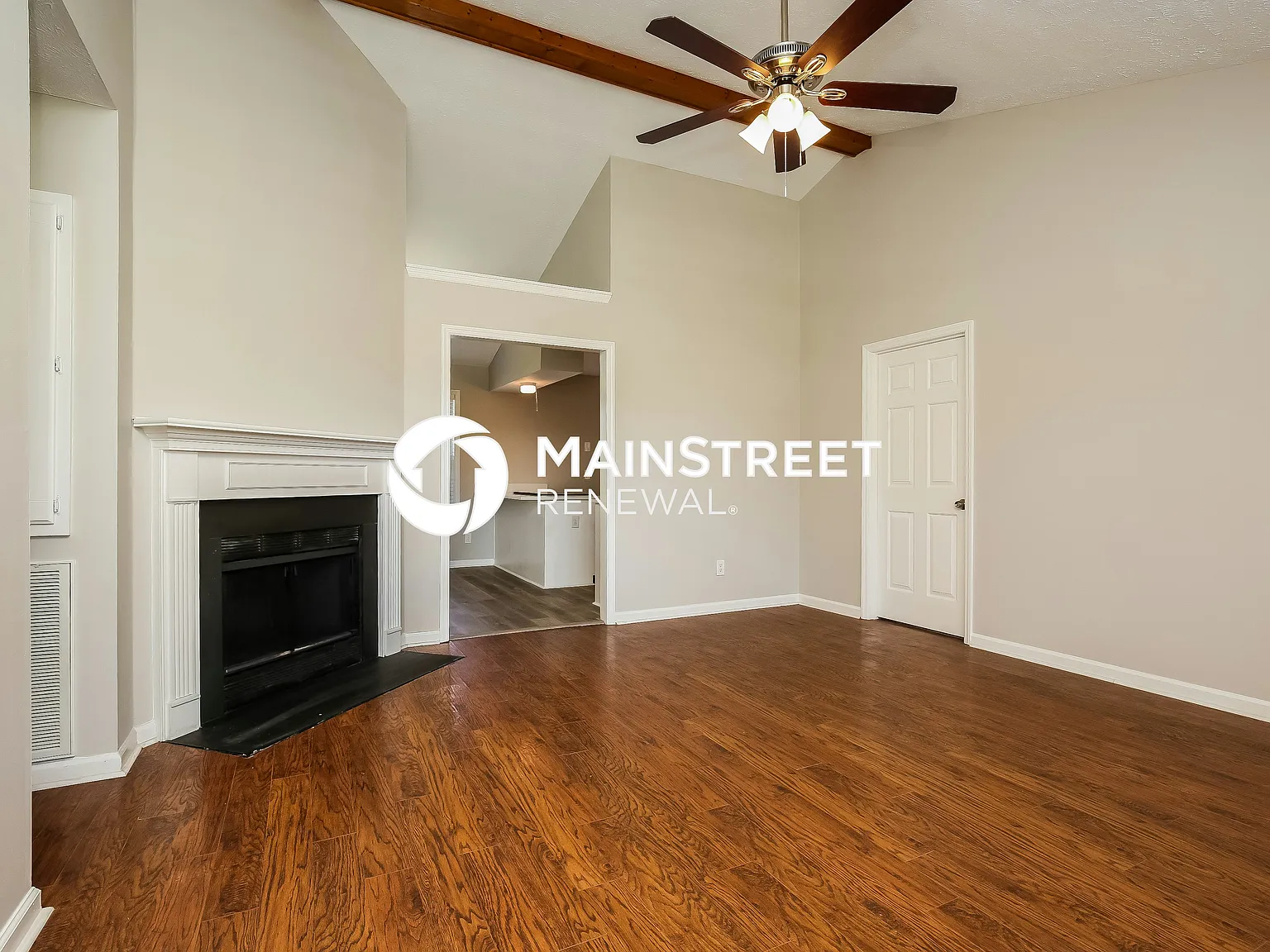 808 Albin Ct — Photo 4