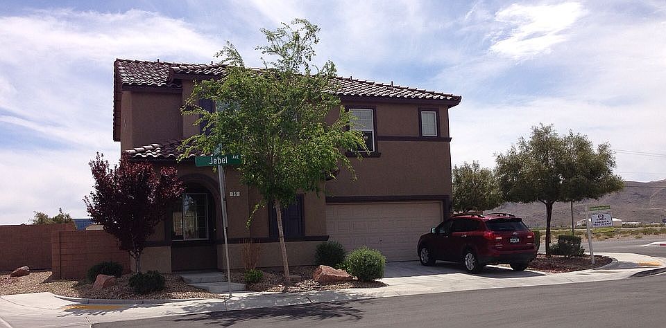 2nd image of 35 Jebel Ave