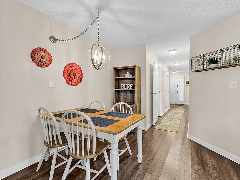 1870 Auburn Ln #20-I — Photo 11