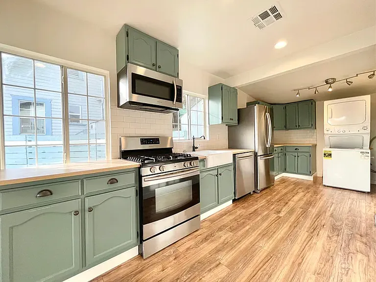 6512 Aldama St — Photo 4