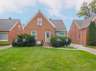 4038 Bayard Rd, South Euclid, OH 44121