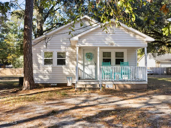 9715 River Road, Wilmington, NC 28412