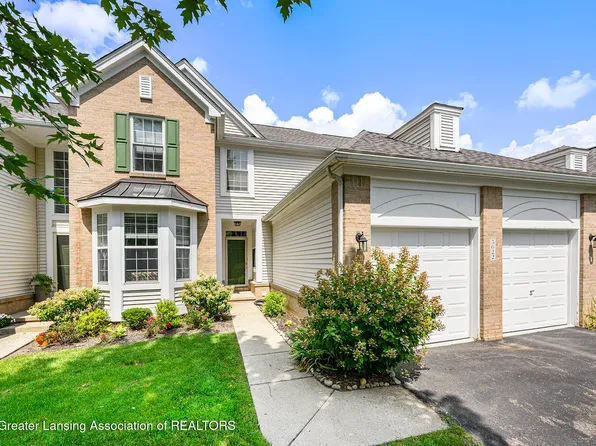 5622 Heathland Cir, Clarkston, MI 48346