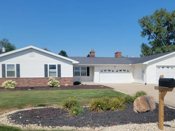 474 County Road 108, Fremont, OH 43420