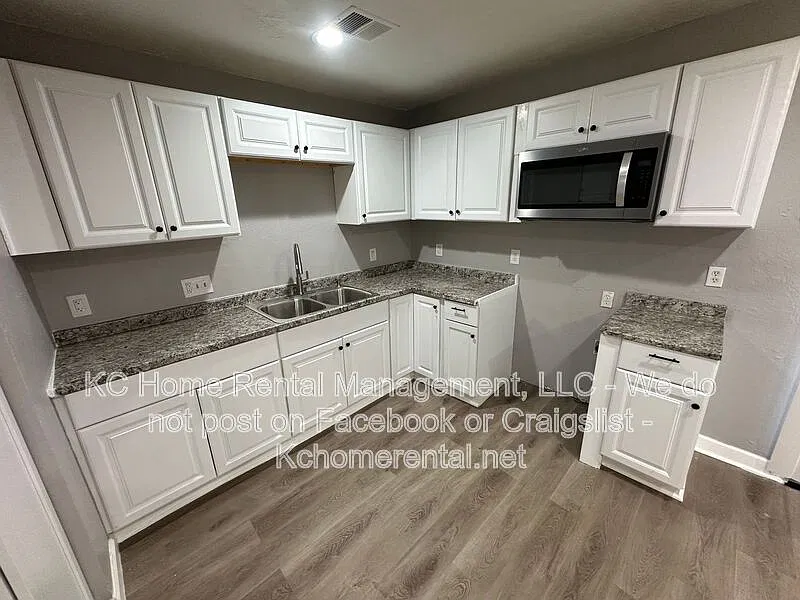 3 bed, 1.0 bath, $1,295 — Photo 4