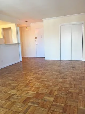 Rented by Sandra Greer Real Estate | media 11