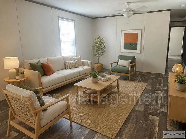 825 1st Ave E #224 — Photo 2