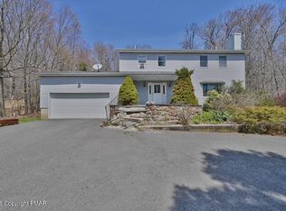 422 Glen Ridge Rd, Tobyhanna, PA 18466