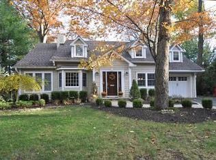 21 Whipporwill Way, Mountainside, NJ 07092