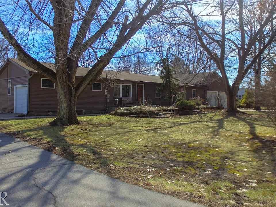 4208 Anderson Dr, Heyworth, IL 61745 Zillow