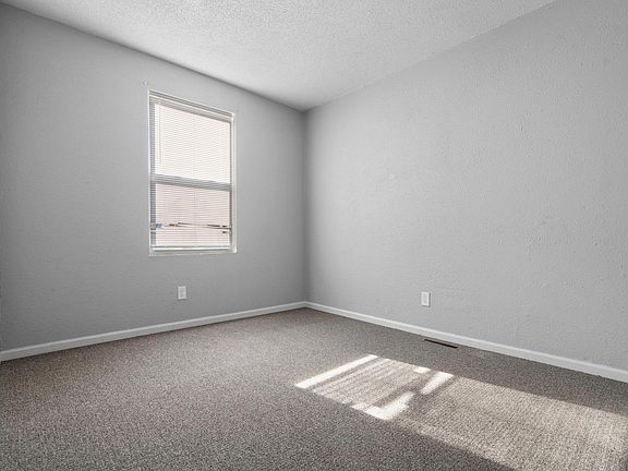5th image of 1111 17th Ave N