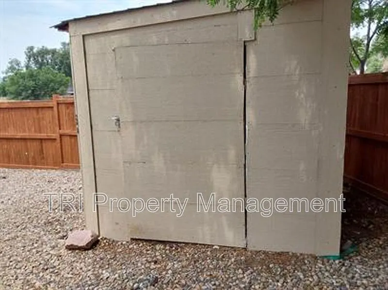 Studio, $1,695 — Photo 2