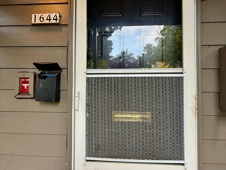 1626-1646 SE Ash St. Portland, OR 97214 — Photo 3