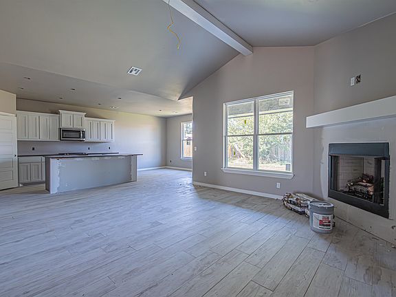 3rd image of 4710 Sandhill Dr