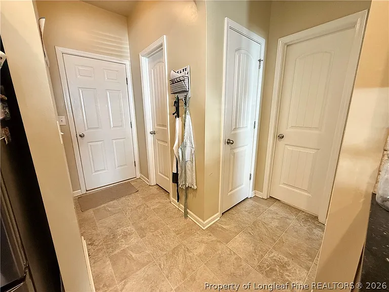 642 Regimental Dr — Photo 18