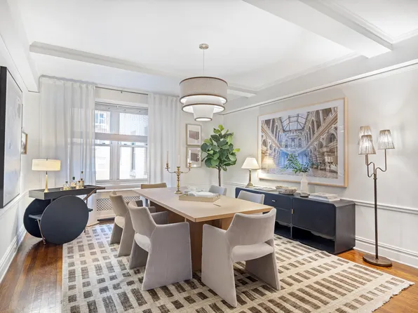 320 East 72nd Street image 2 of 17