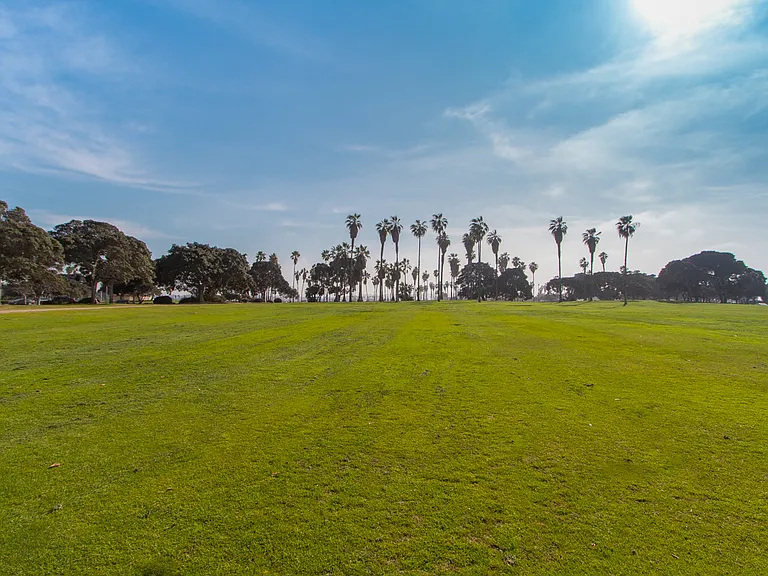 Conveniently Close to the Beach & Bay From This 1 Bed/1 Bath in Mission Beach! — Photo 16