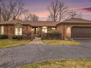 3075 Serenity Rd, Oakland, MI 48363