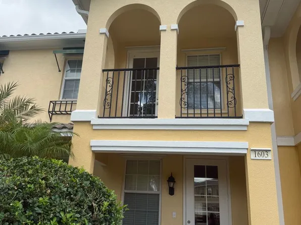 1603 Napoli Dr W, Sarasota, FL 34232