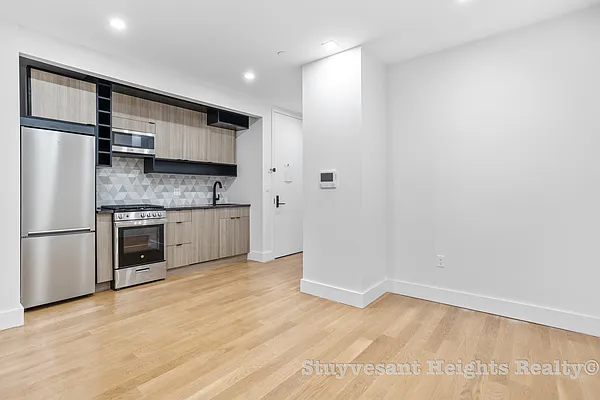 Rented by Stuyvesant Heights Realty Corp | media 23