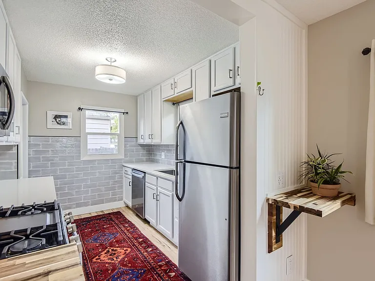 4406 S Logan St — Photo 8