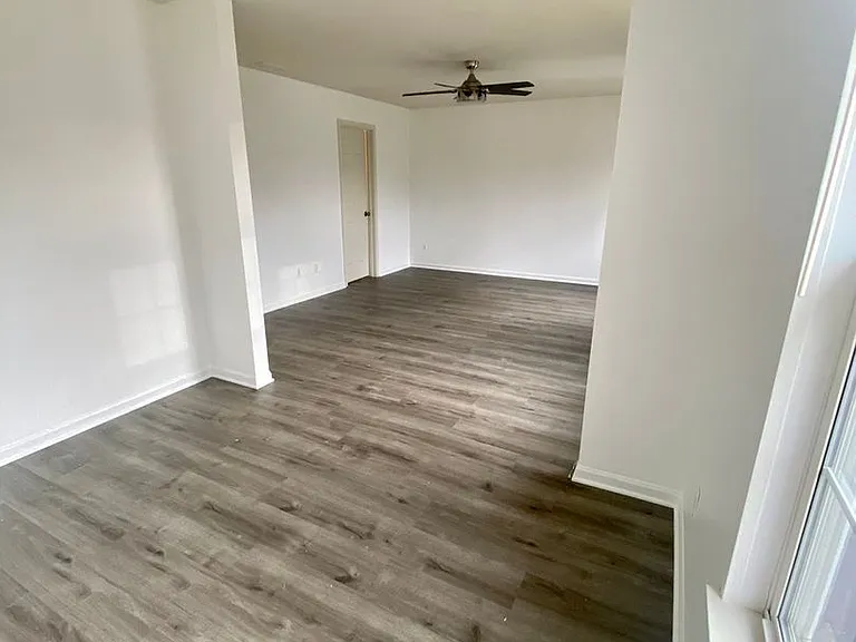 315 Richmond Dr — Photo 11