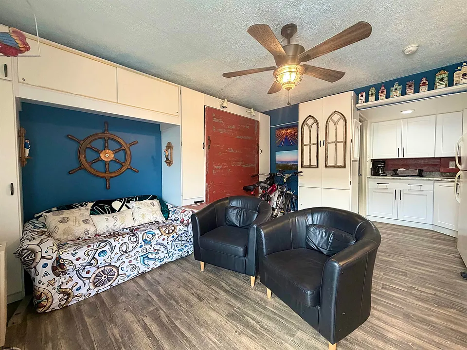 3501 Boardwalk #B104