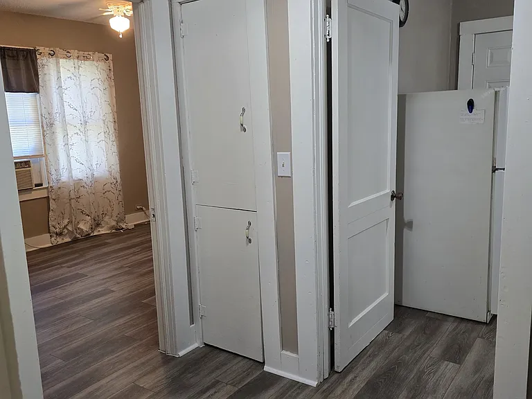 813 S Rogers St — Photo 11