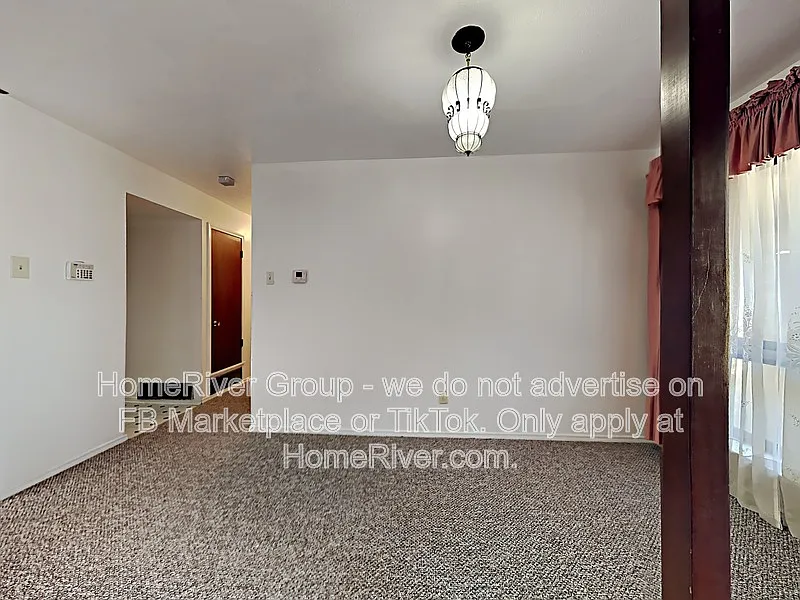 3 bed, 2.0 bath, 1686 sqft, $2,150 — Photo 4