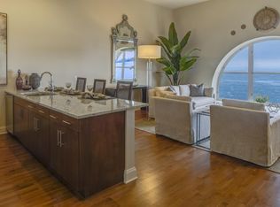 860 N Lake Shore Dr #1208, Chicago, IL 60611