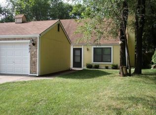 1907 W 3rd St, Lawrence, KS 66044