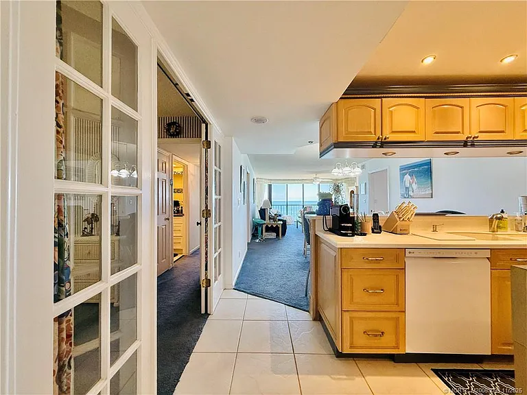 9500 S Ocean Dr #905 — Photo 7