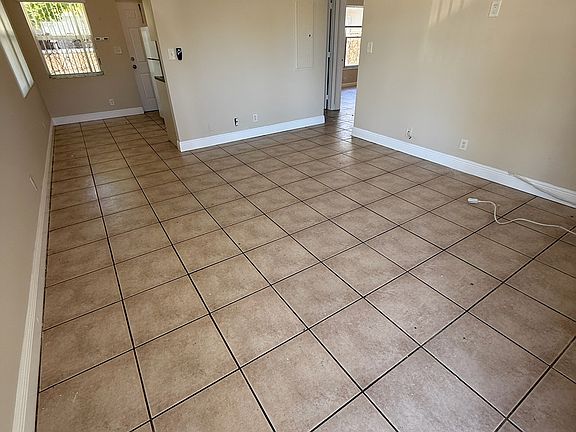 2nd image of 1828 Liberty St #29