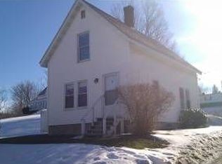 51 Windsor St APT B, Randolph, ME 04346