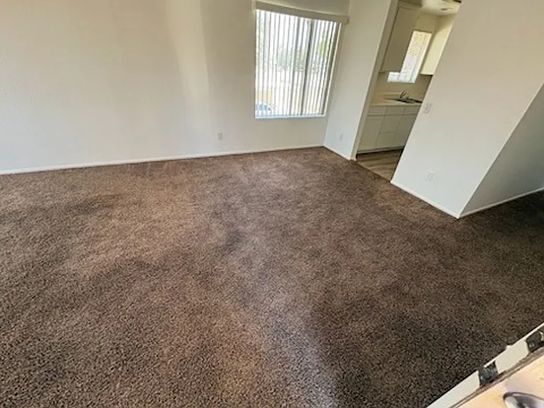 470 Westminster Pl — Photo 13