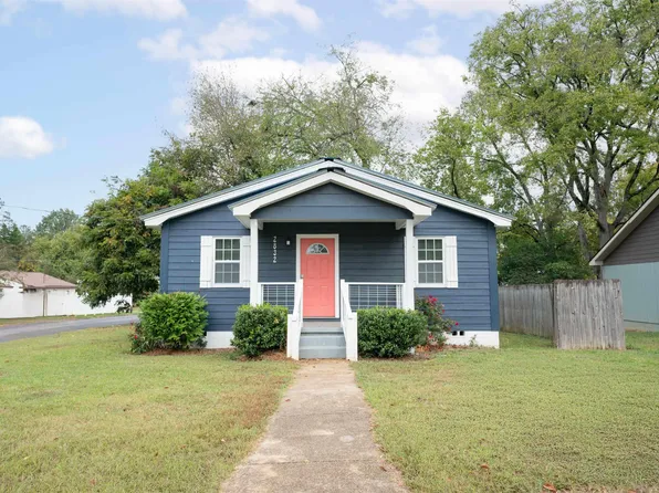 2832 26th St, Tuscaloosa, AL 35401