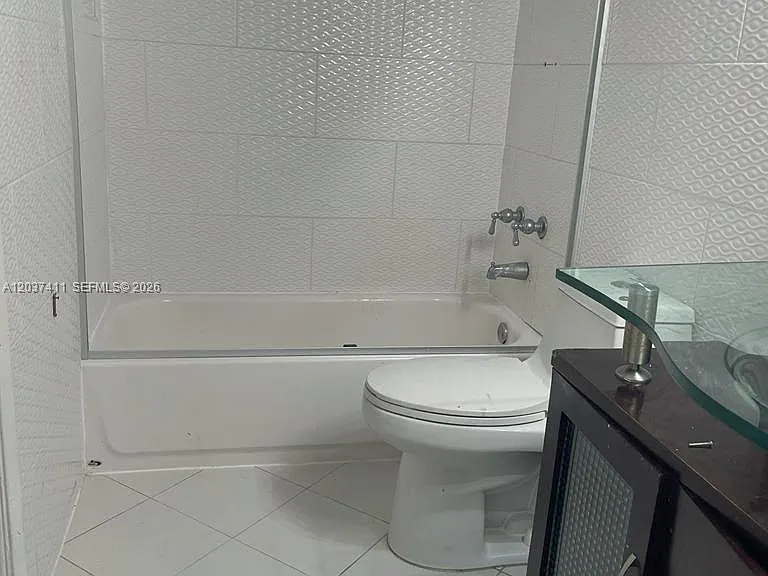 8000 SW 149th Ave #A406 — Photo 9