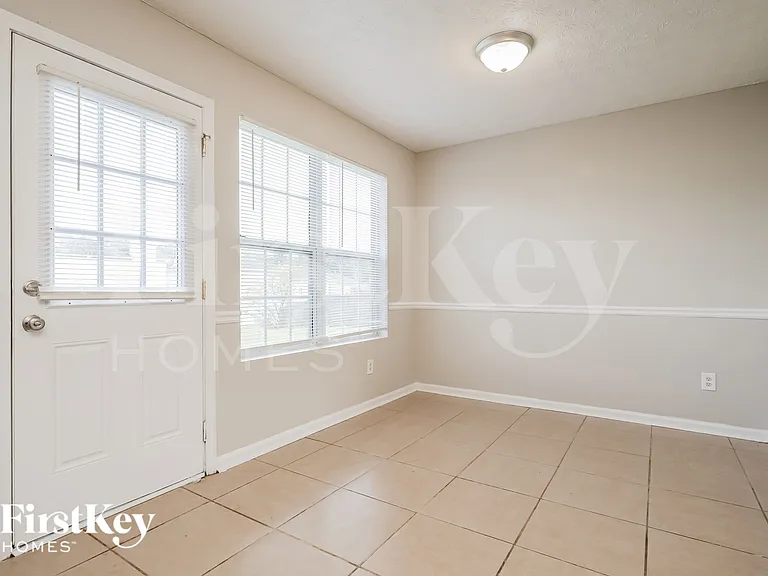 4030 Mission Way — Photo 5