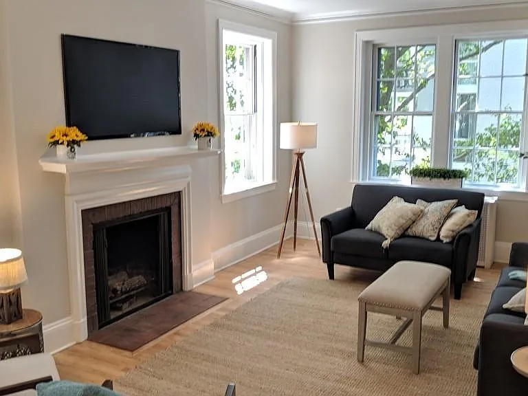 205 Mount Auburn St #2C — Photo 1