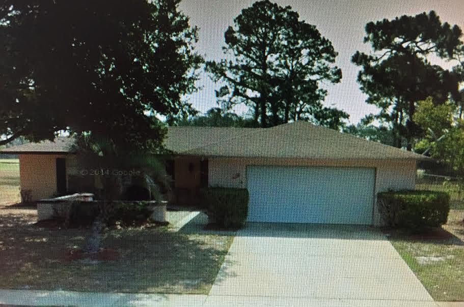 2nd image of 450 Domenico Cir