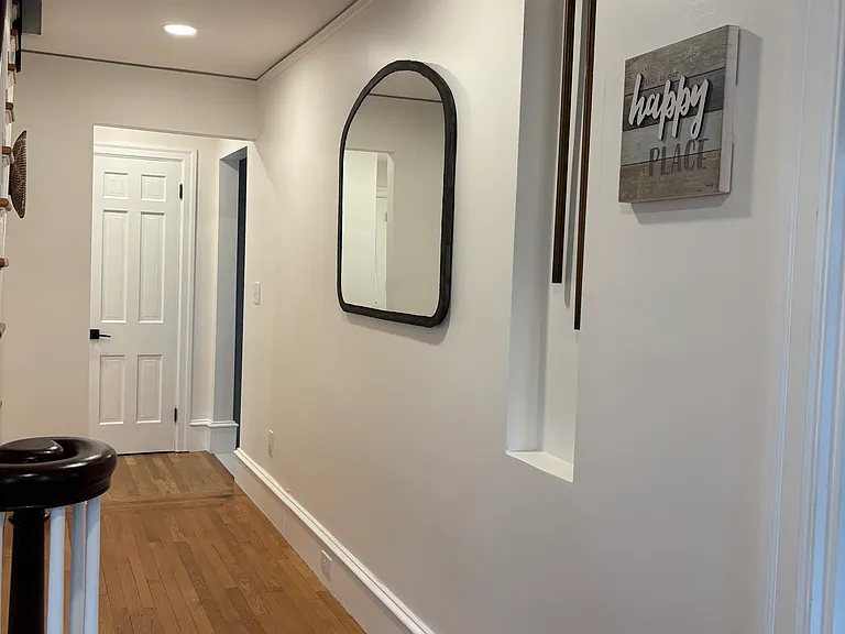 60 Sargent Ave — Photo 4