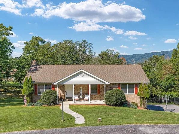 255 McCoys Ford Rd, Front Royal, VA 22630