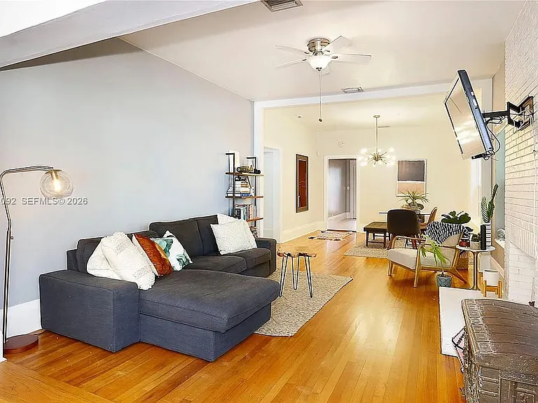 452 SW 26th Rd — Photo 6