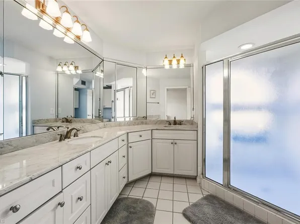 613 Beachwalk CIR #J-102, NAPLES, FL 34108