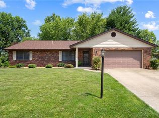 501 Crestwood Dr, Swansea, IL
