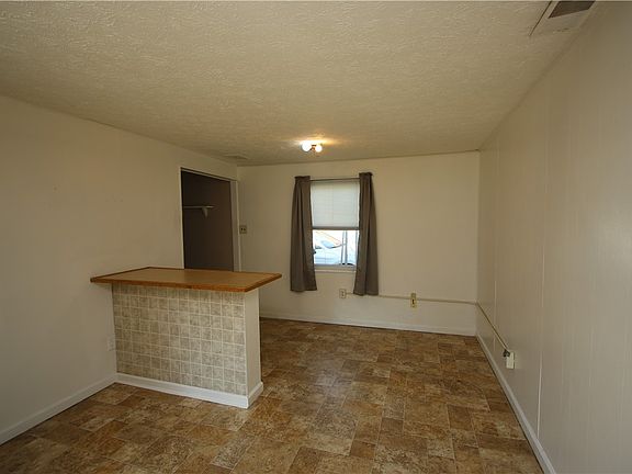 5th image of 5106 Grand Ave