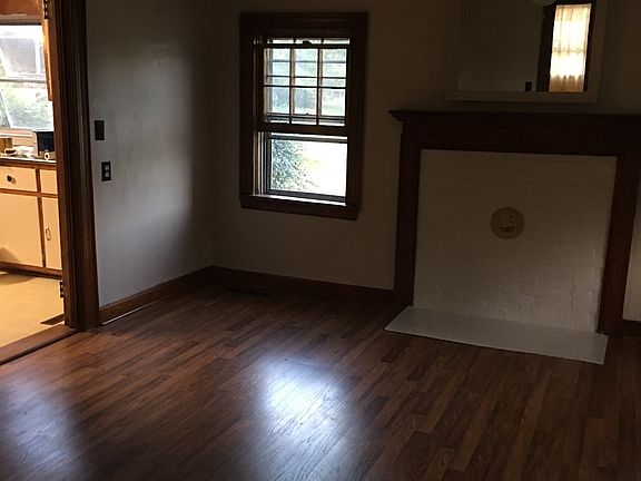 Family sitting room 