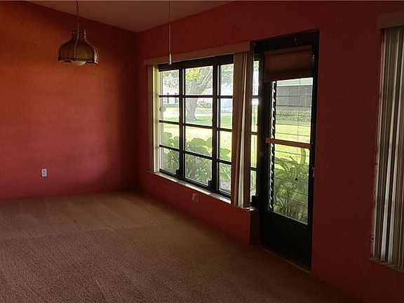 3rd image of 1215 Medinah Dr